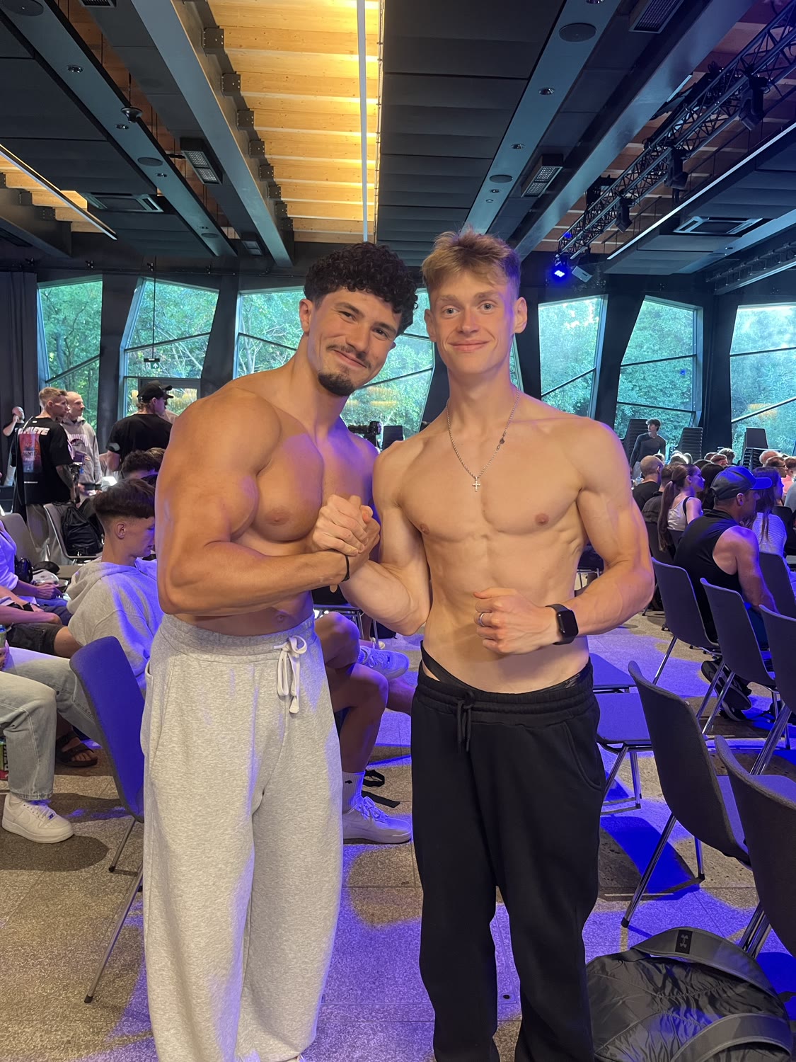 In the venue between rounds